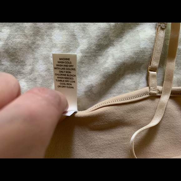 Banana Republic laces camisole NWOT - Picture 9 of 10